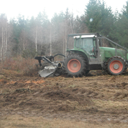 Broyage d'une vieille coupe