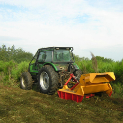 Giro-broyage d_une buissonniere